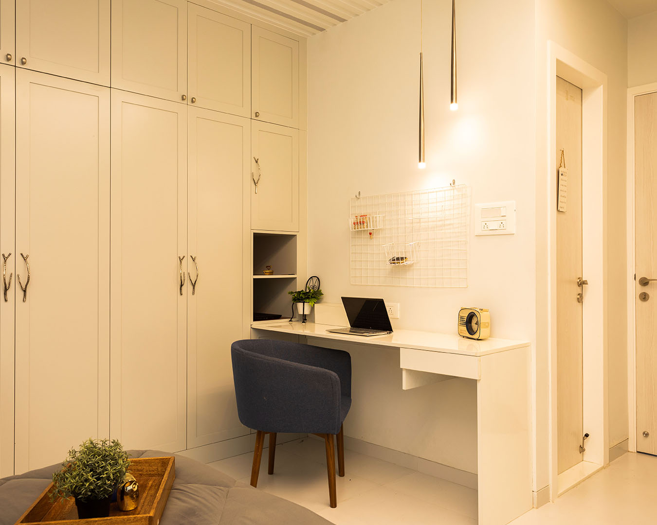 customized study room interiors
