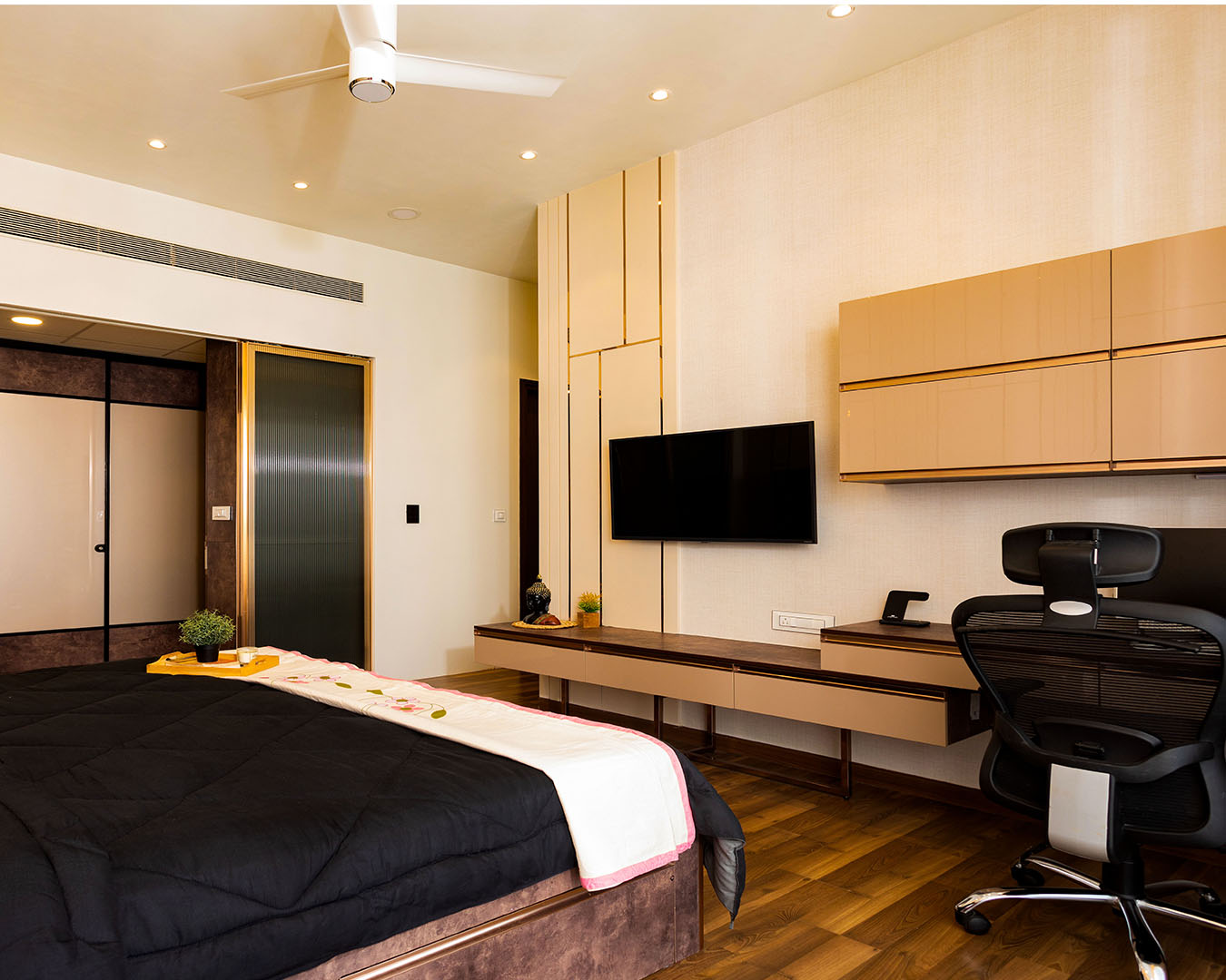 luxury bedroom design